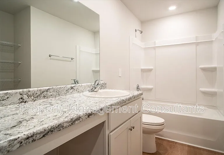 4151 Hudson Ct — Photo 18