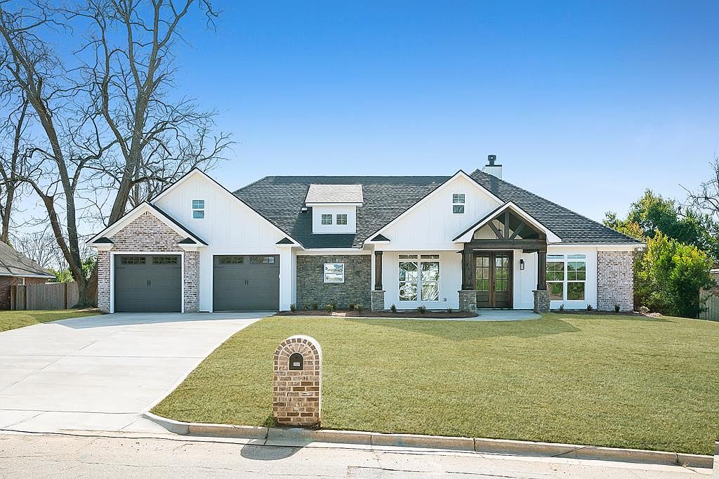 1707 Carriage Dr, Phenix City, AL 36867 | Zillow