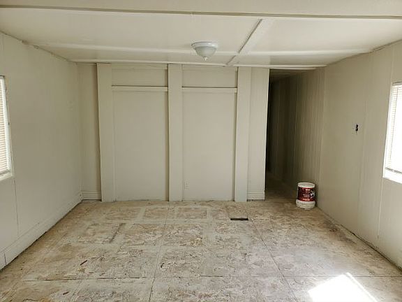 4th image of 825 N Lamb Blvd Space 121