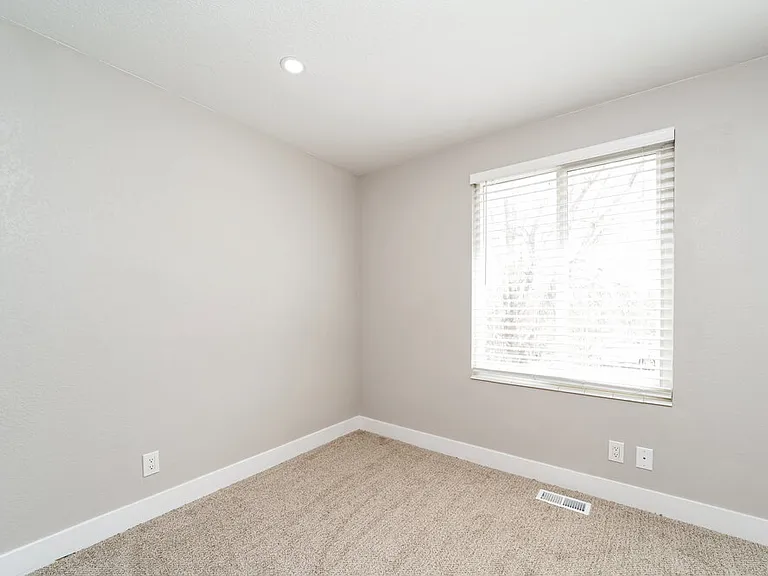 1580 W Bora Bora Dr — Photo 10