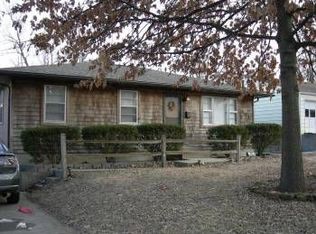 7917 NE San Rafael Dr, Kansas City, MO 64119