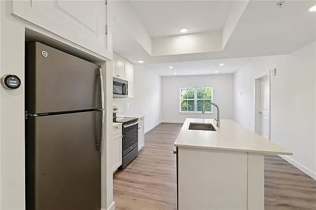2100 Saint Thomas St #205 — Photo 3