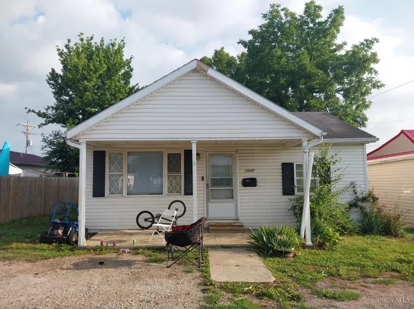 1037 Mirabeau St, Greenfield, OH 45123