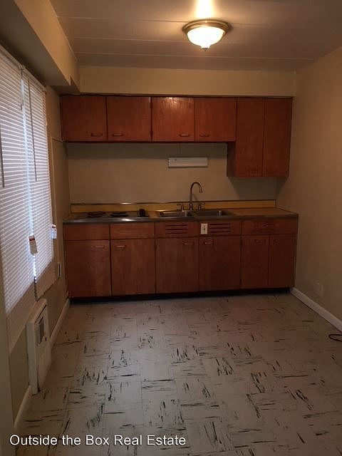 1st image of 617 W Riverview Ave APT 202