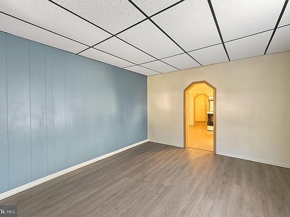 4th image of 131 North Ave