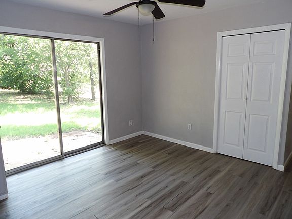 3rd image of 4611 NW Santa Fe Ave