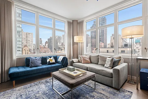 Sold by Nest Seekers International | media 20