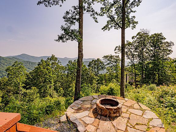 2nd image of 190 Cheroahala Lane