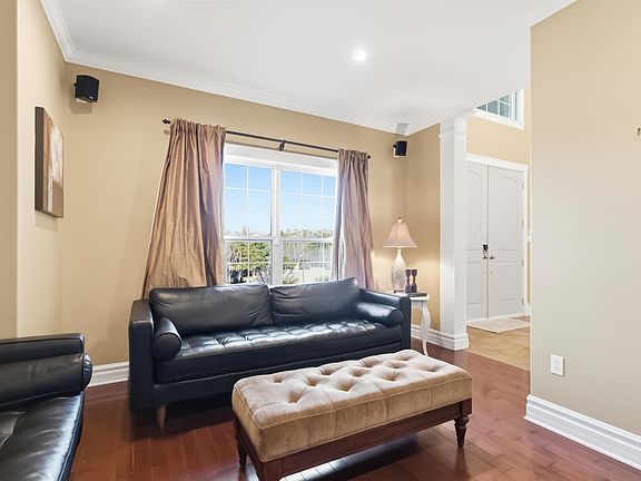 5th image of 61 Colins Rd