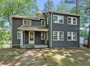 32 Undine Cir, Springfield, MA 01109