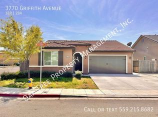 3770 Griffith Ave, Clovis, CA 93619