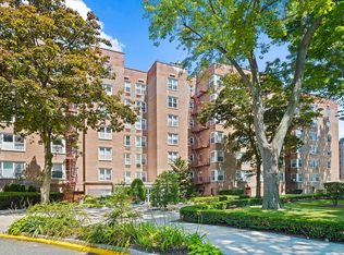 209-20 18th Ave APT 5E, Queens, NY 11360