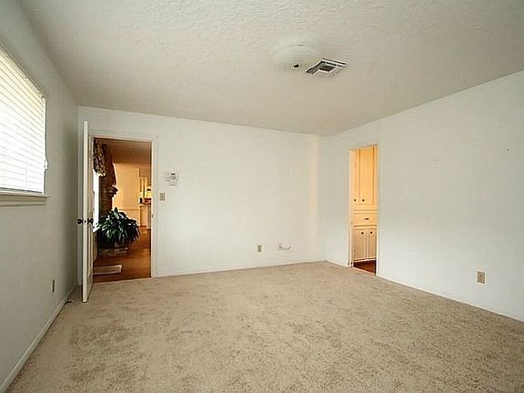5th image of 5314 Spanish Oak Dr