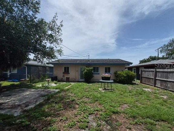 3rd image of 639 N 75TH AVENUE N
