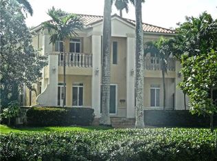 1152 Hollywood Blvd, Hollywood, FL 33019