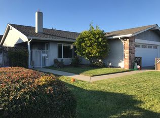 251 Winchester Ct, Foster City, CA 94404