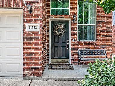 1st image of 11532 Gloriosa Dr