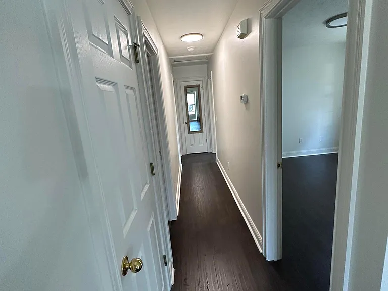 542 Virginia Ave — Photo 7
