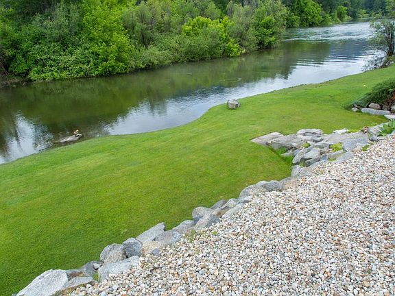 94 Irwin Ln Leavenworth WA-large-006-56-