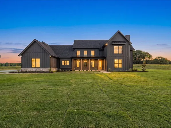 744 Garrison Rd, Pelzer, SC 29669