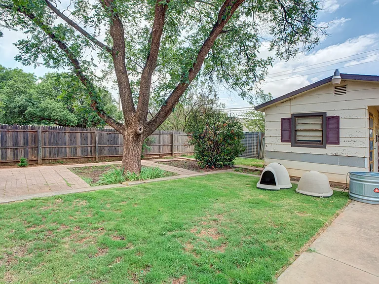 810 Mimosa Ave — Photo 35