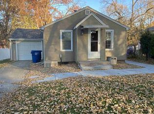 1514 45th St, Moline, IL 61265