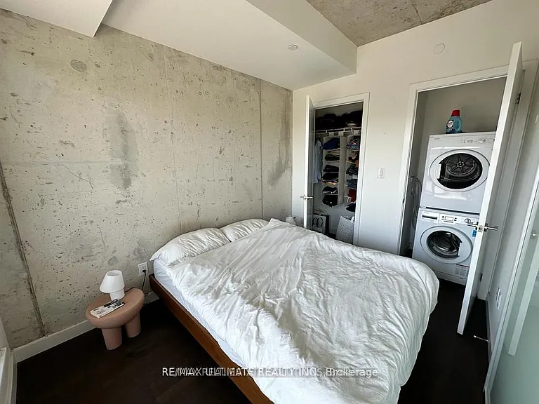 246 Logan Ave #425 — Photo 6