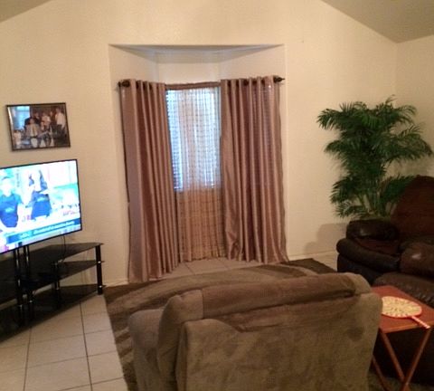 2nd image of 4621 Larkspur Dr