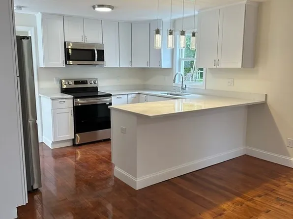 687 Main St #B, North Oxford, MA 01537