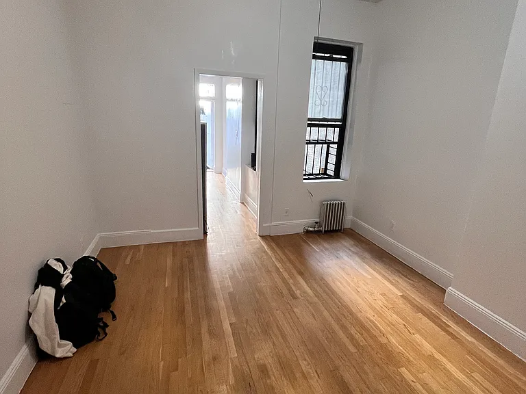 513 E 81st St #1RR — Photo 5