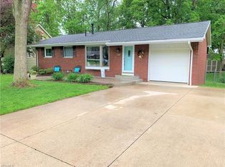 360 N Avon Ave, Wadsworth, OH 44281