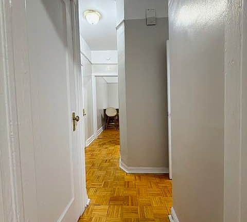 2nd image of 450 Suydam St #4