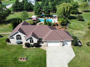 4188 S Chippendale Dr, Beloit, WI 53511