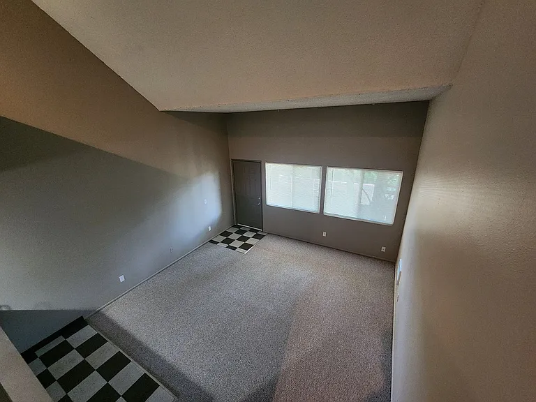 Bridgecrest Apartments — Photo 7