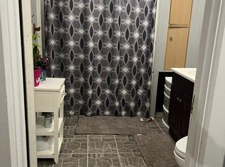 3 Weymouth St, Fitchburg, MA 01420