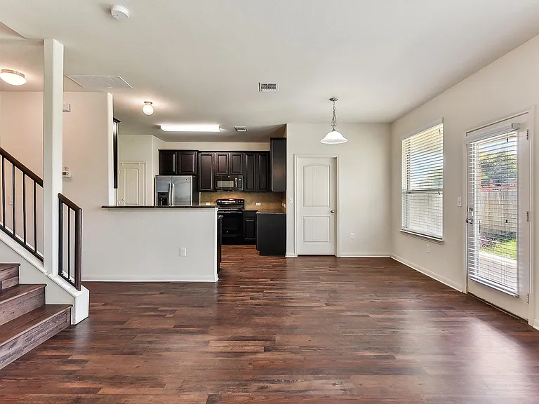 310 Potters Peak Way — Photo 7