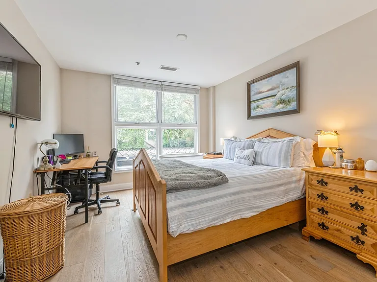 70 Adams St #2A — Photo 8