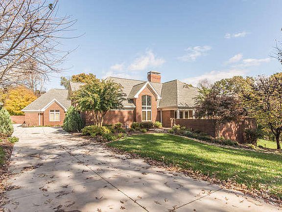 3rd image of 5435 Glenhill Dr