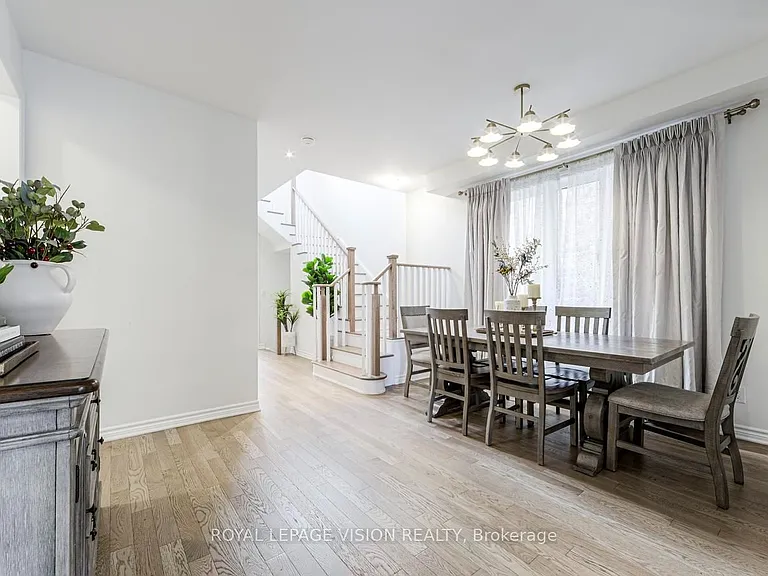 33 Bremner St #MAIN — Photo 8