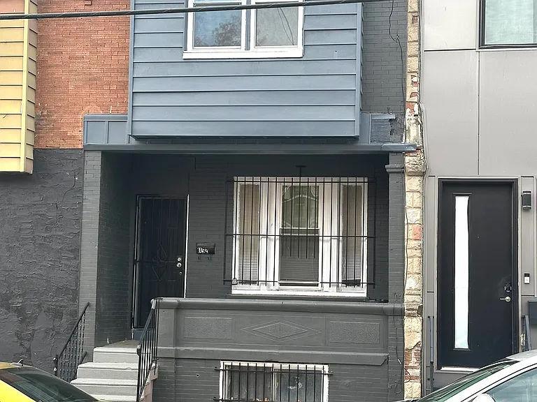 1452 S 27th St — Photo 10