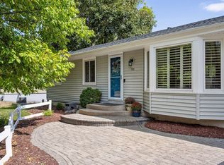 112 Saratoga Ln N, Plymouth, MN 55441