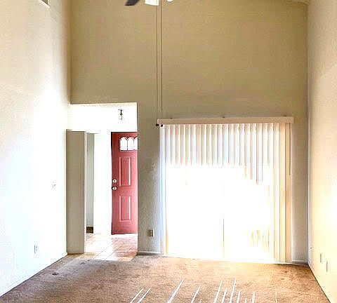 4th image of 850 S River Dr Unit 1004