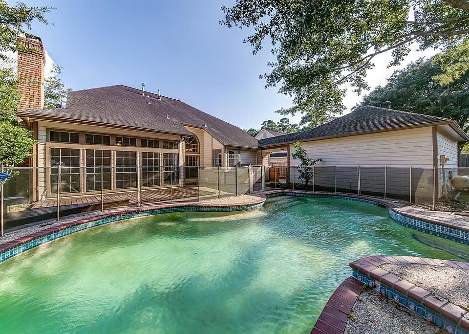 1st image of 5631 Spring Lodge Dr