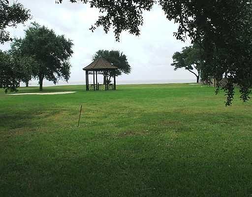 1st image of 2105 Beach Blvd
