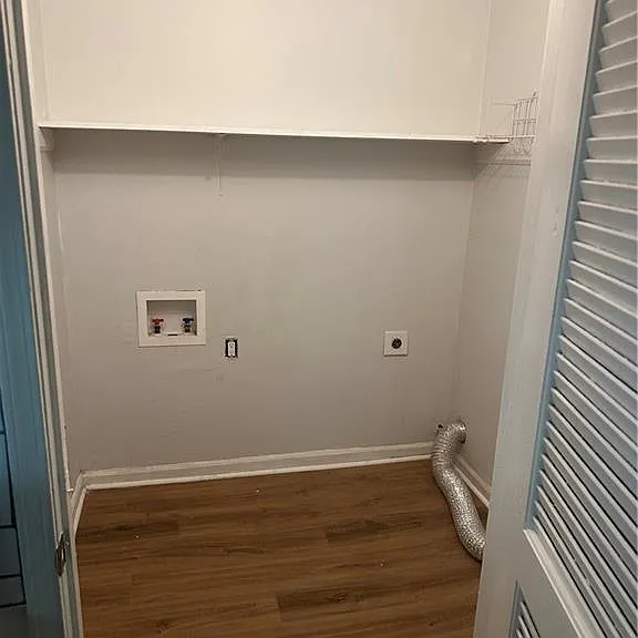 1230 Hanover Pl #1232 — Photo 8