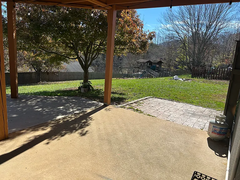 175 Youngs Cove Rd — Photo 5