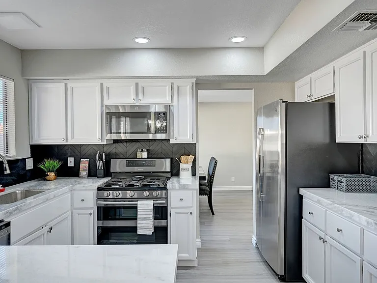2247 Marlboro Dr — Photo 29