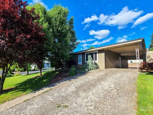 1705 11th St, Lewiston, ID 83501