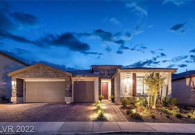 4631 Amazing View St — Photo 1