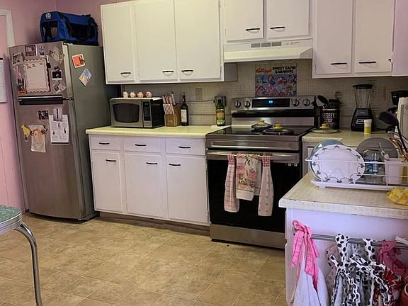 4th image of 504 W Elm St APT 5